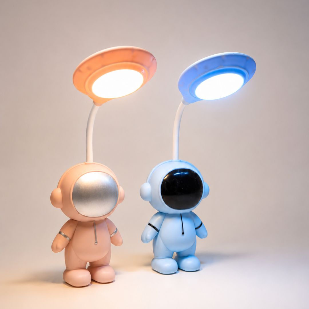 Lámpara led diseño Astronauta 3